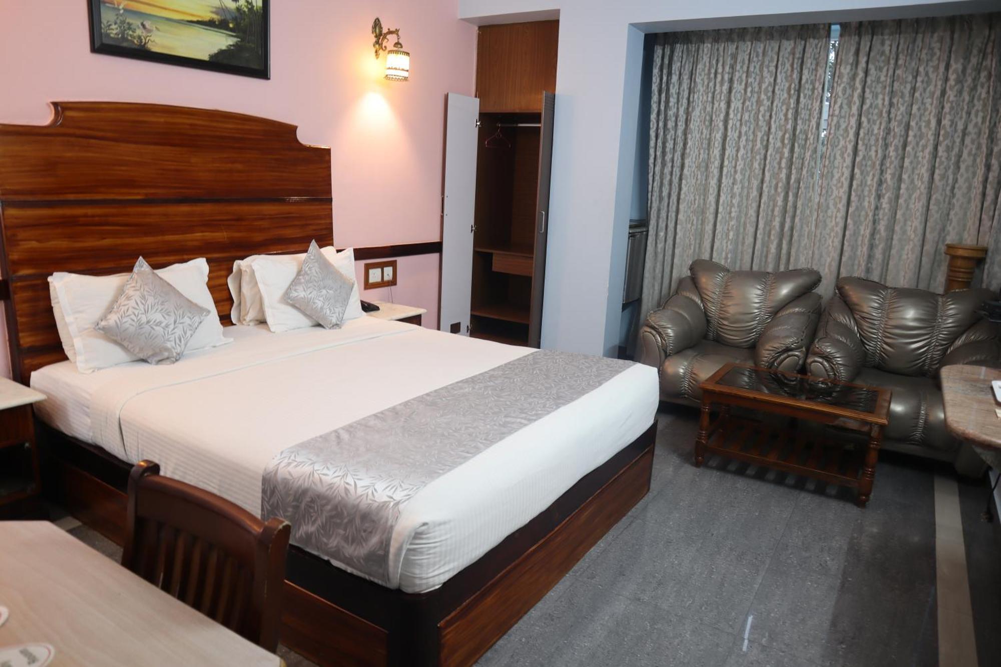 Hotel Presidency Kempegowda International Airport Bangalore Bagian luar foto