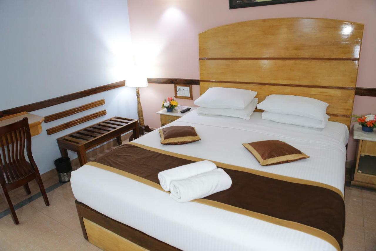 Hotel Presidency Kempegowda International Airport Bangalore Bagian luar foto