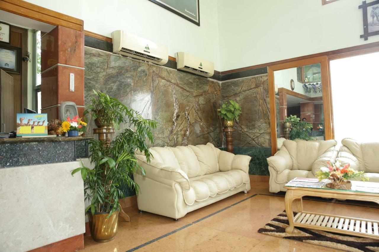 Hotel Presidency Kempegowda International Airport Bangalore Bagian luar foto