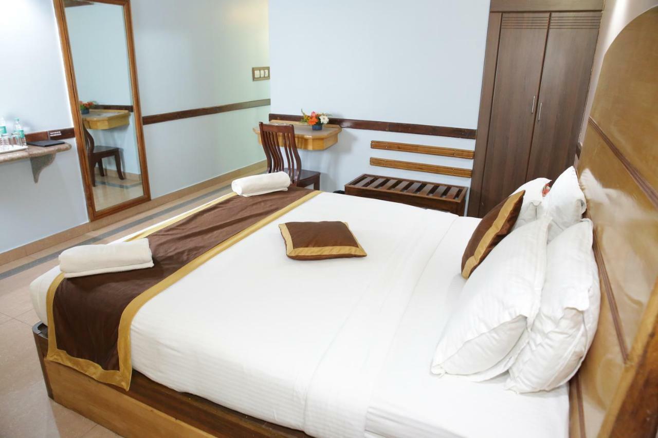 Hotel Presidency Kempegowda International Airport Bangalore Bagian luar foto