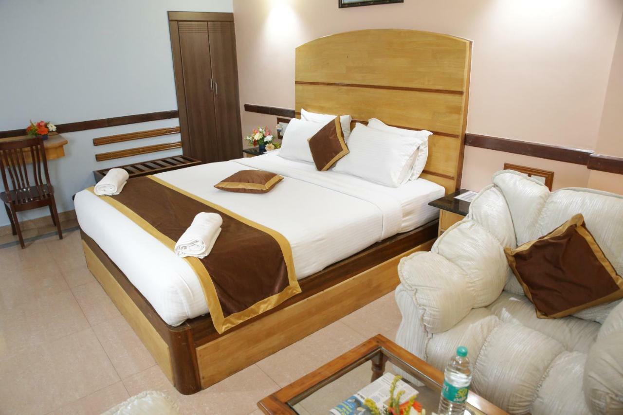 Hotel Presidency Kempegowda International Airport Bangalore Bagian luar foto